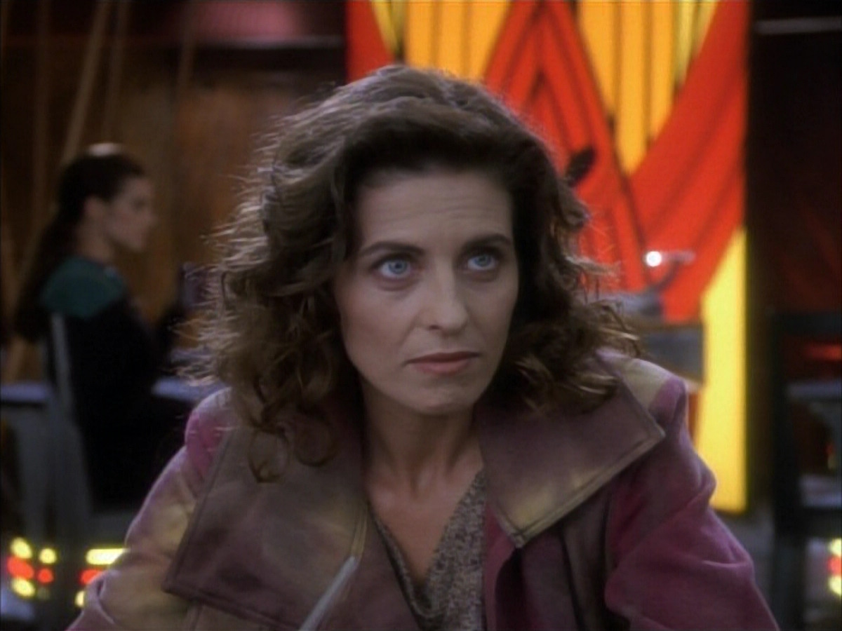 extant_StarTrekDS9_1x07-Q-Less_03590.jpg