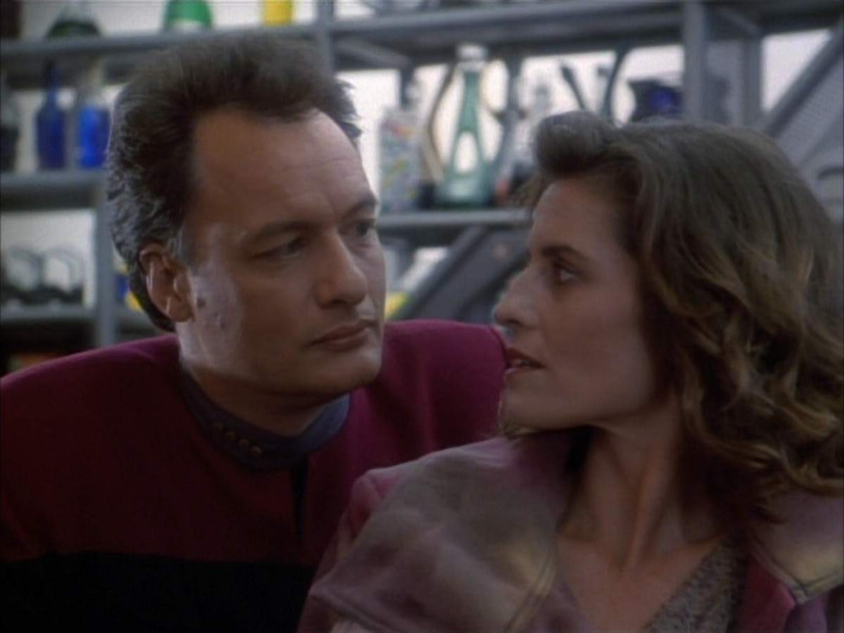 extant_StarTrekDS9_1x07-Q-Less_03651.jpg