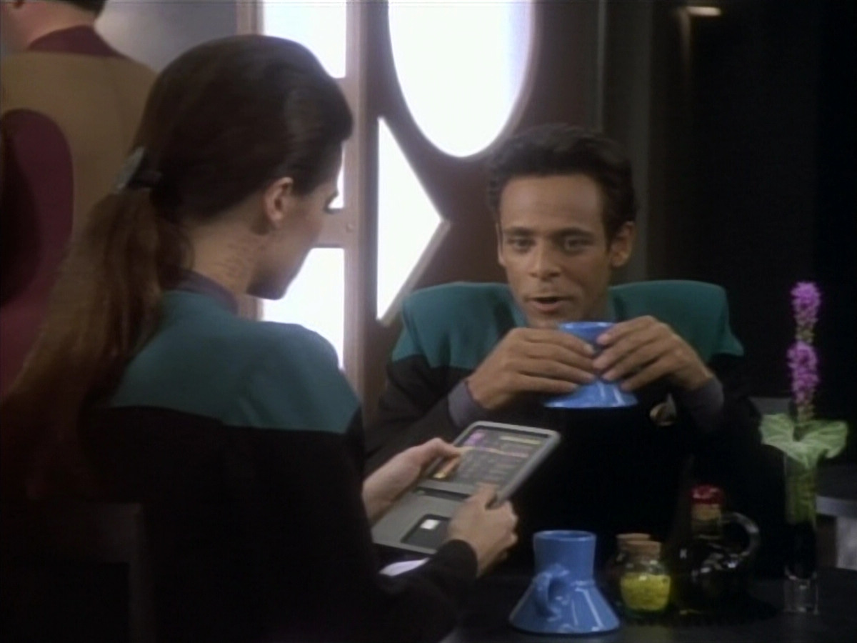 extant_StarTrekDS9_1x08-Dax_00032.jpg