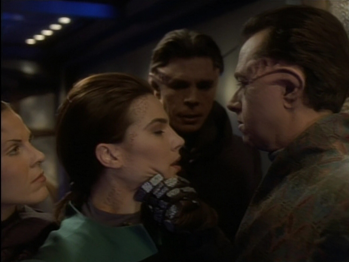 extant_StarTrekDS9_1x08-Dax_00240.jpg