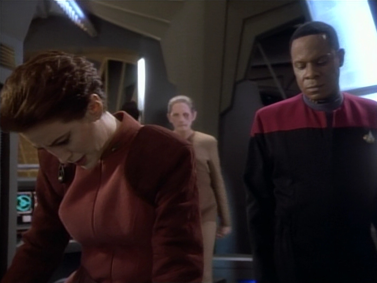 extant_StarTrekDS9_1x08-Dax_00422.jpg
