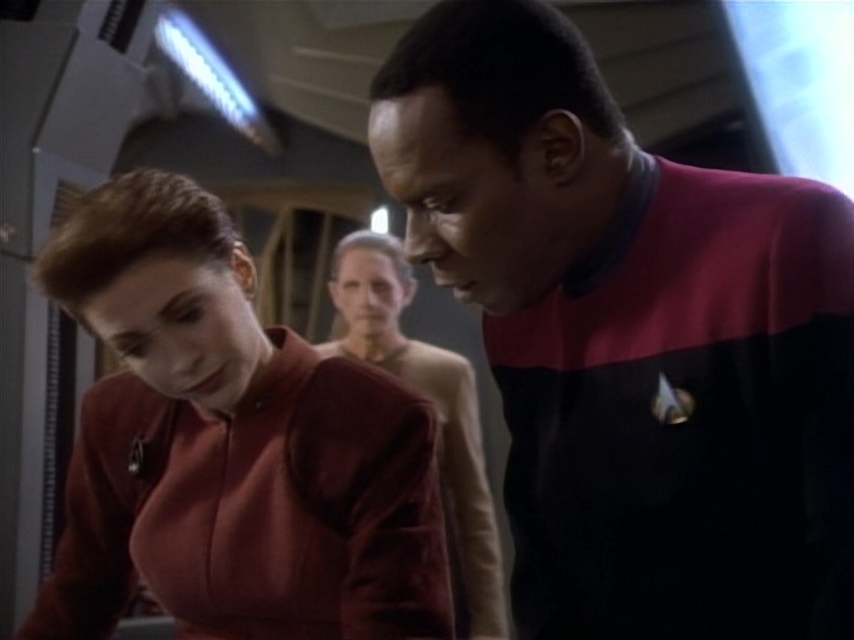 extant_StarTrekDS9_1x08-Dax_00427.jpg