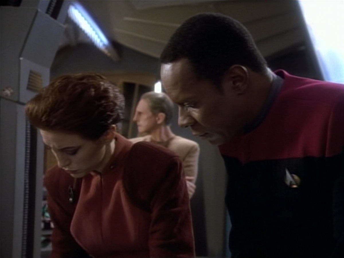 extant_StarTrekDS9_1x08-Dax_00439.jpg