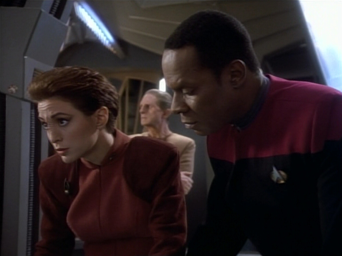 extant_StarTrekDS9_1x08-Dax_00449.jpg