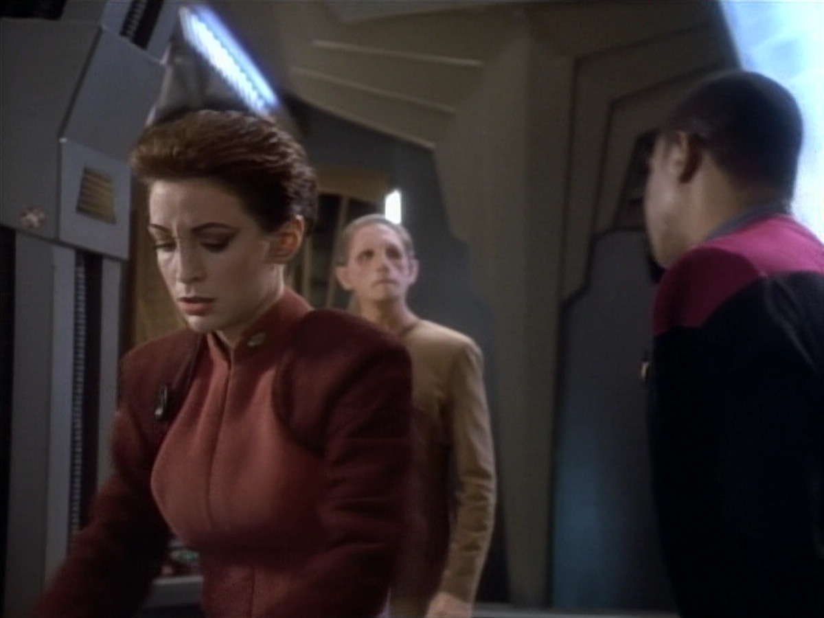 extant_StarTrekDS9_1x08-Dax_00462.jpg