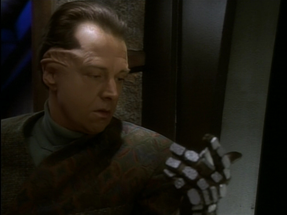 extant_StarTrekDS9_1x08-Dax_00492.jpg