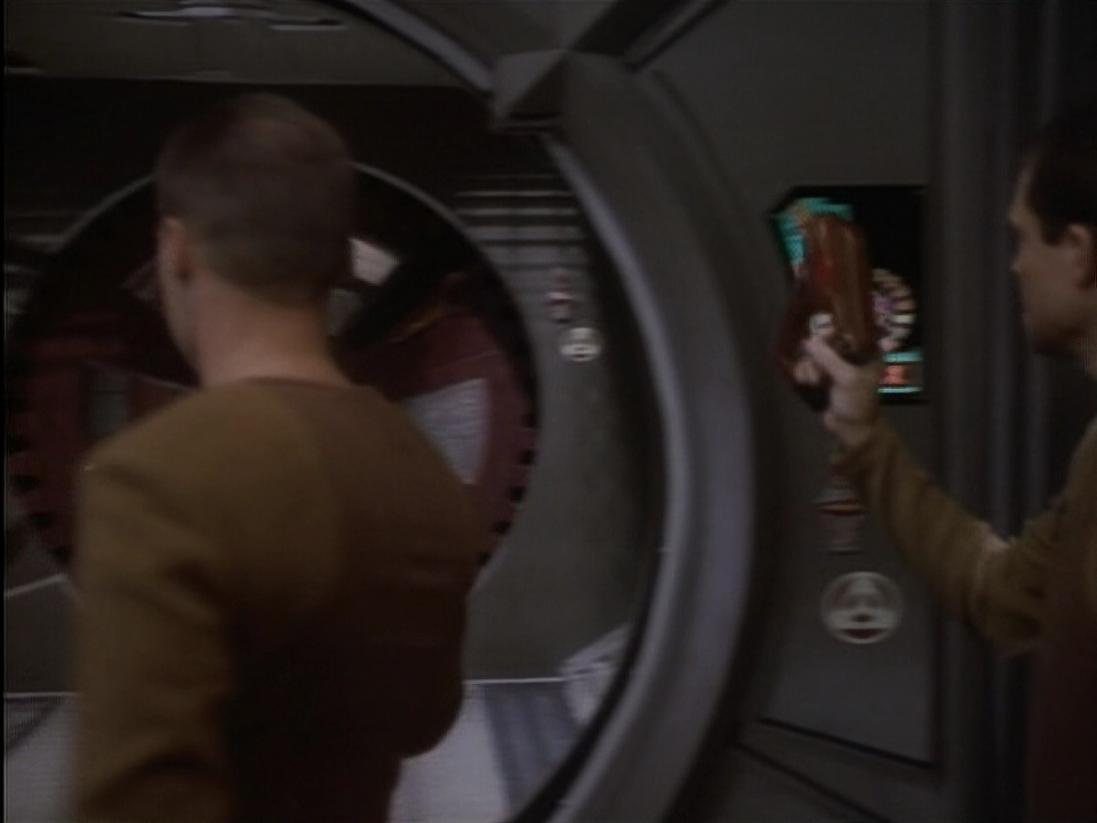 extant_StarTrekDS9_1x08-Dax_00705.jpg