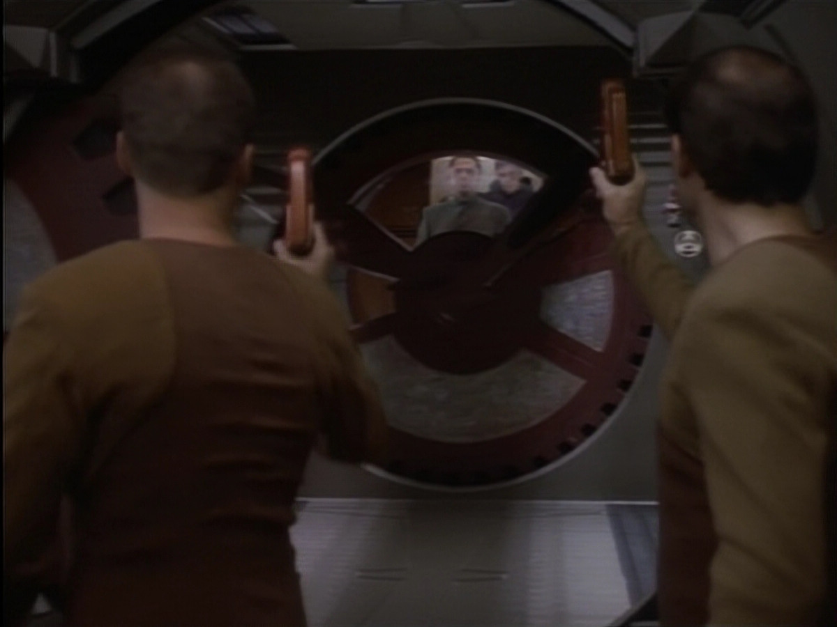 extant_StarTrekDS9_1x08-Dax_00706.jpg