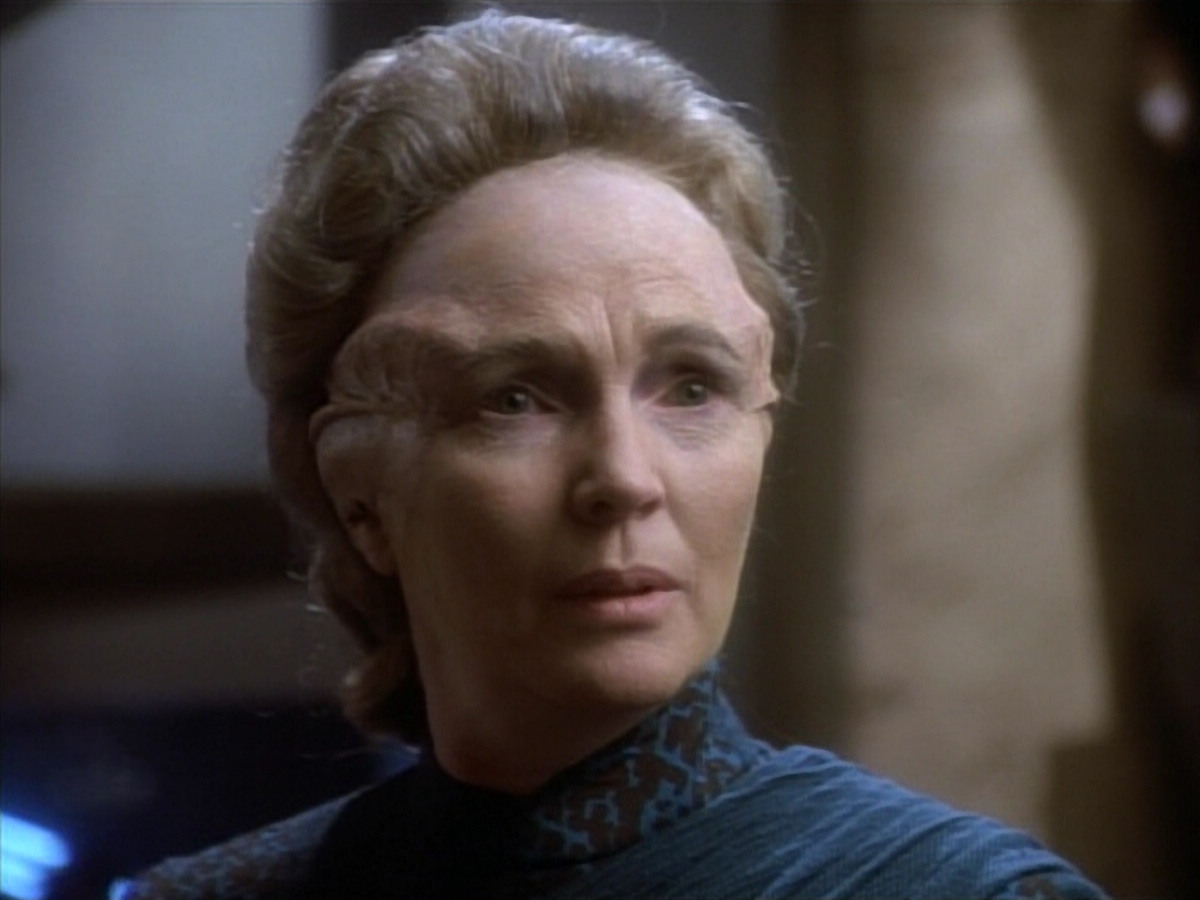 extant_StarTrekDS9_1x08-Dax_01922.jpg