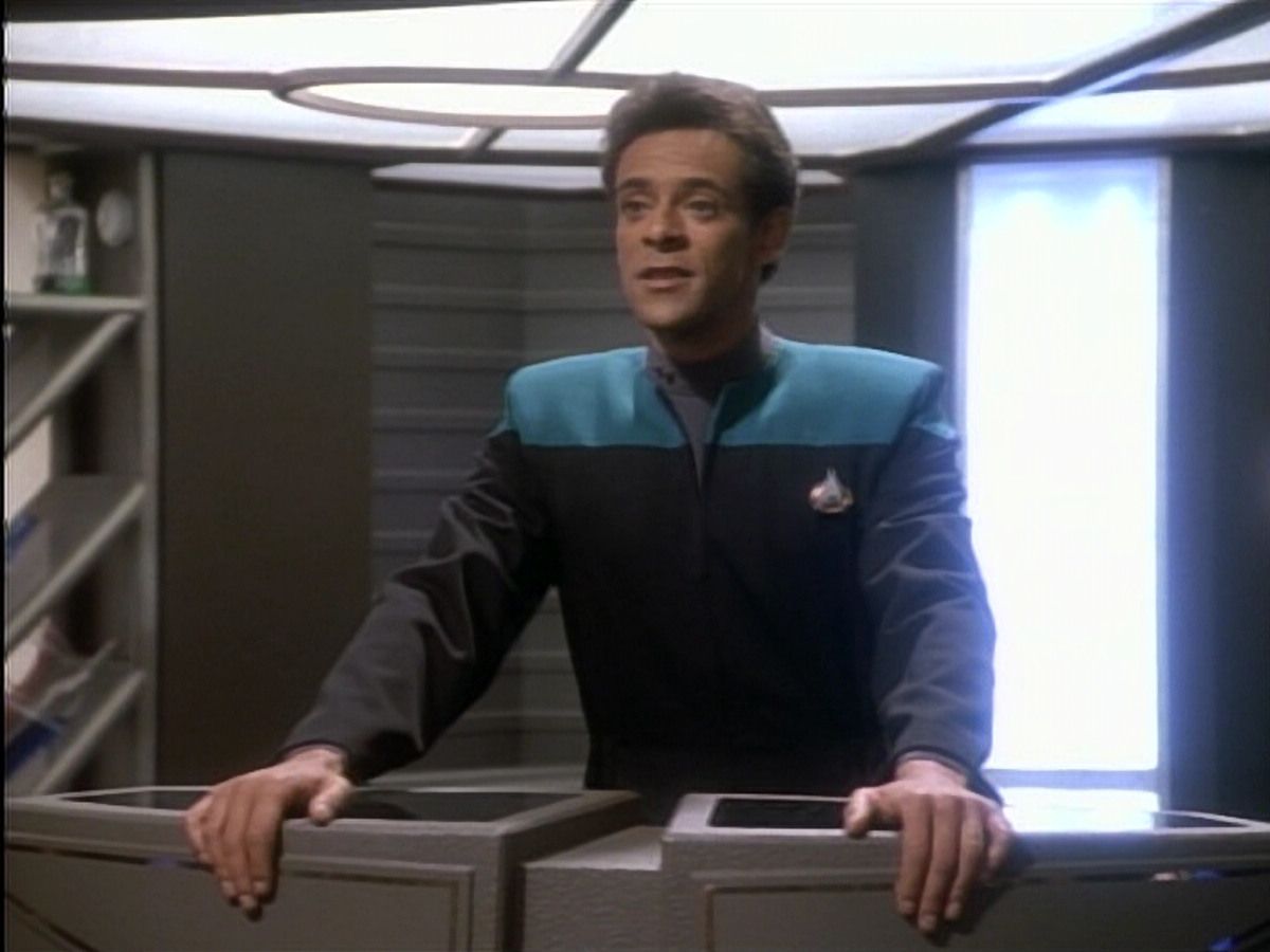 extant_StarTrekDS9_1x08-Dax_02306.jpg