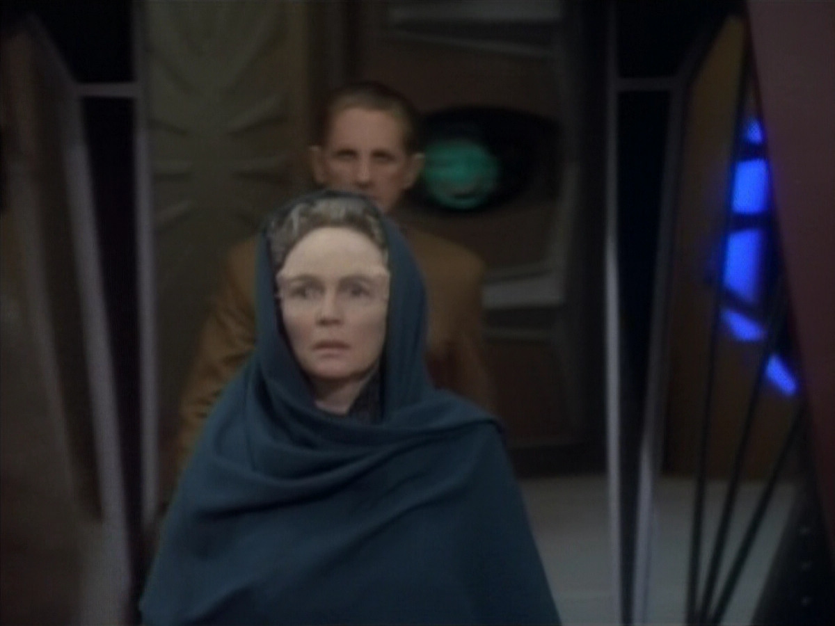extant_StarTrekDS9_1x08-Dax_03524.jpg