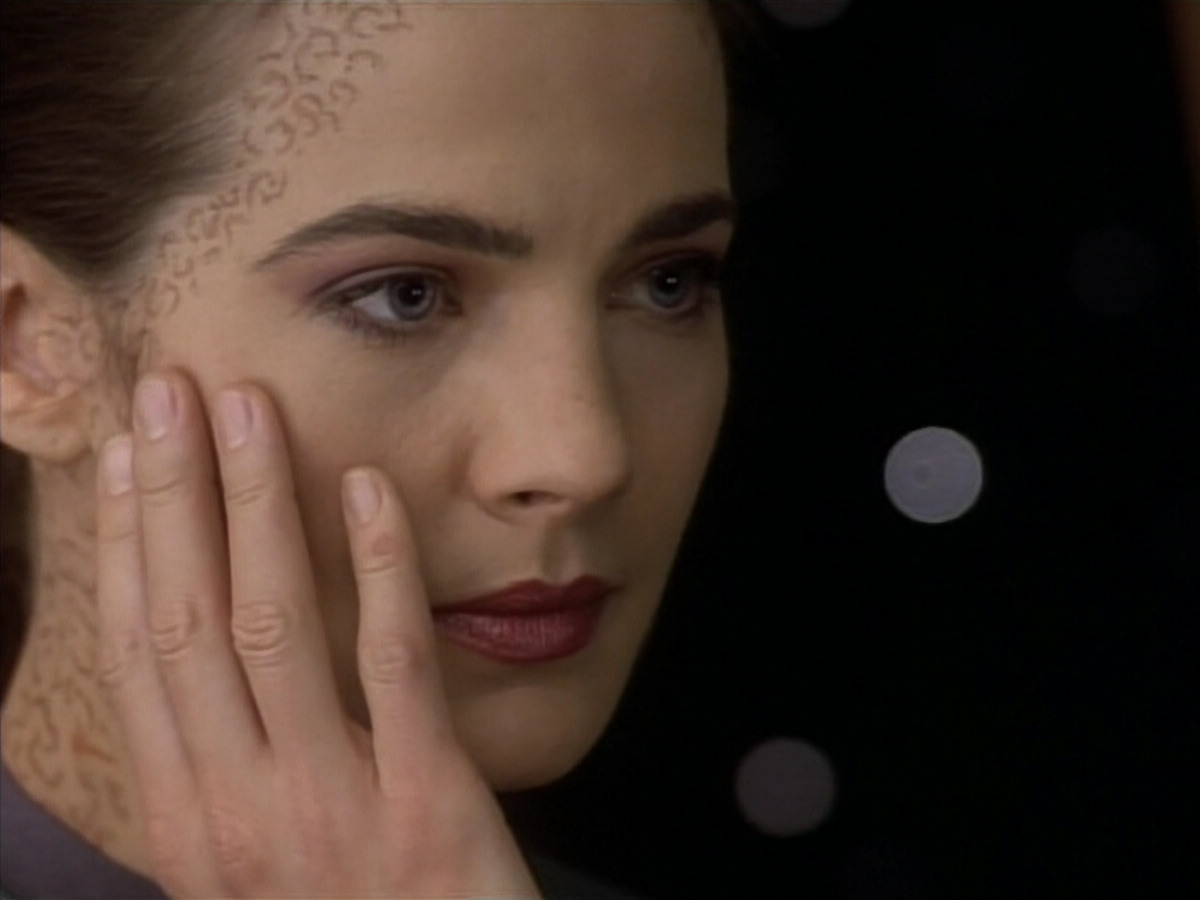 extant_StarTrekDS9_1x08-Dax_03763.jpg
