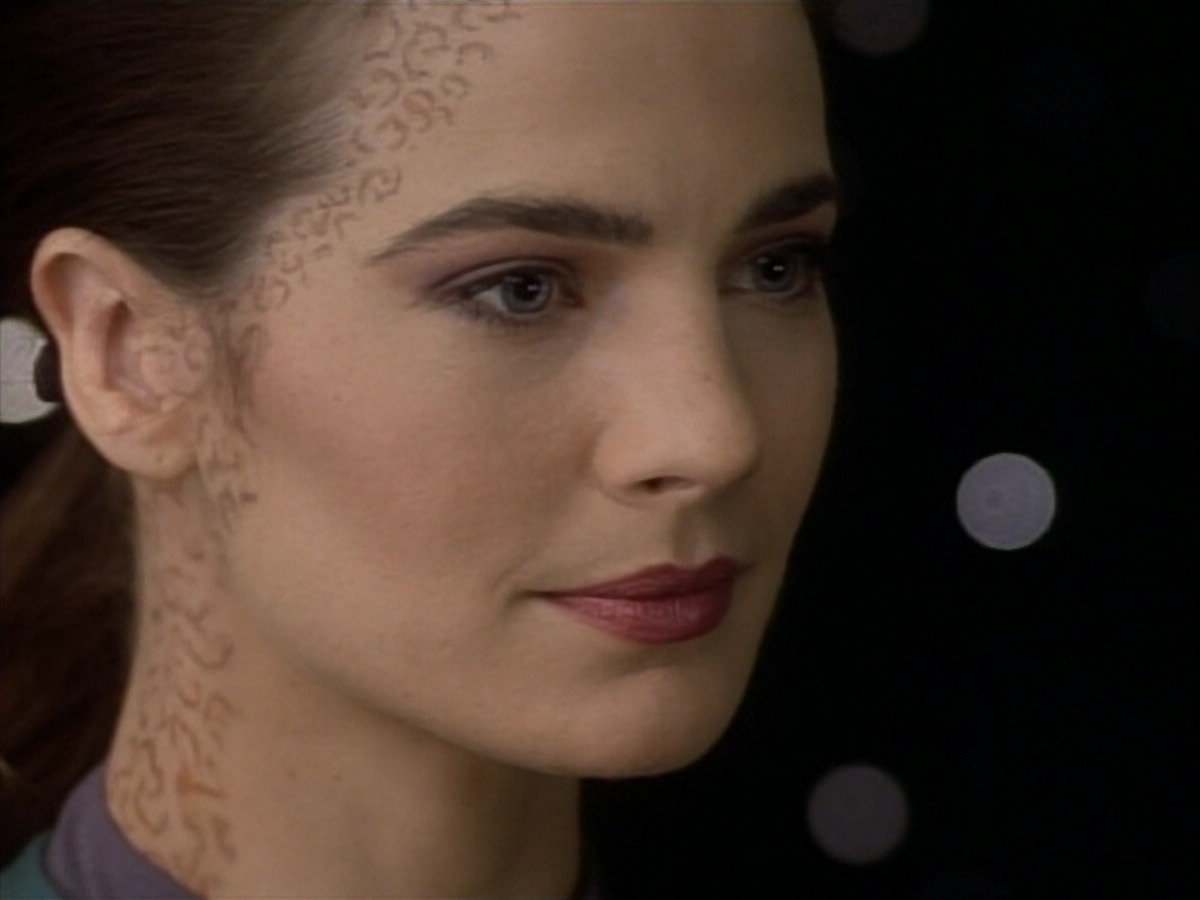 extant_StarTrekDS9_1x08-Dax_03769.jpg