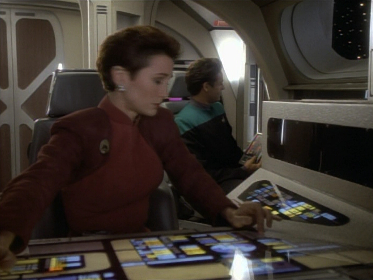 extant_StarTrekDS9_1x09-ThePassenger_00030.jpg