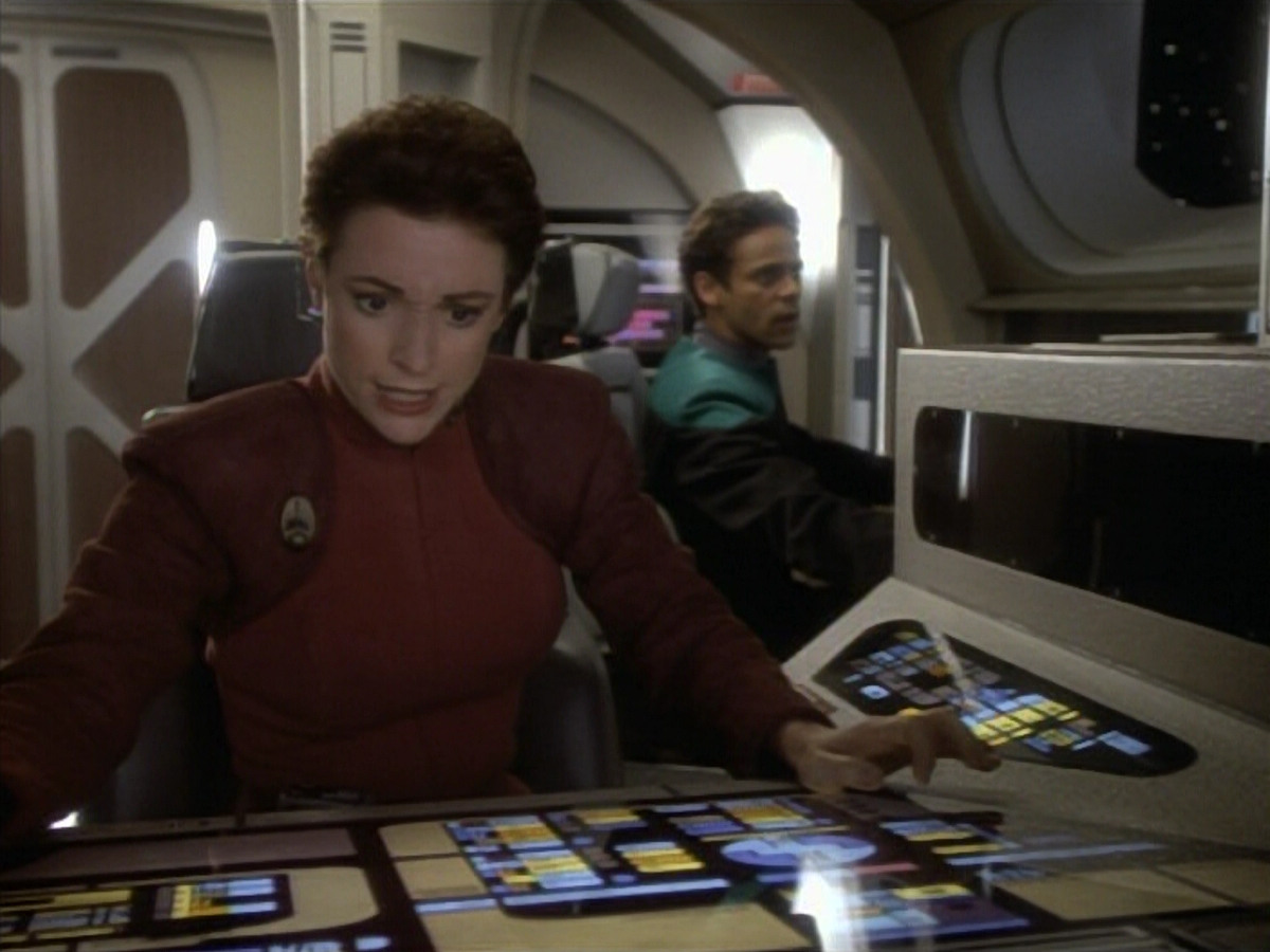 extant_StarTrekDS9_1x09-ThePassenger_00112.jpg