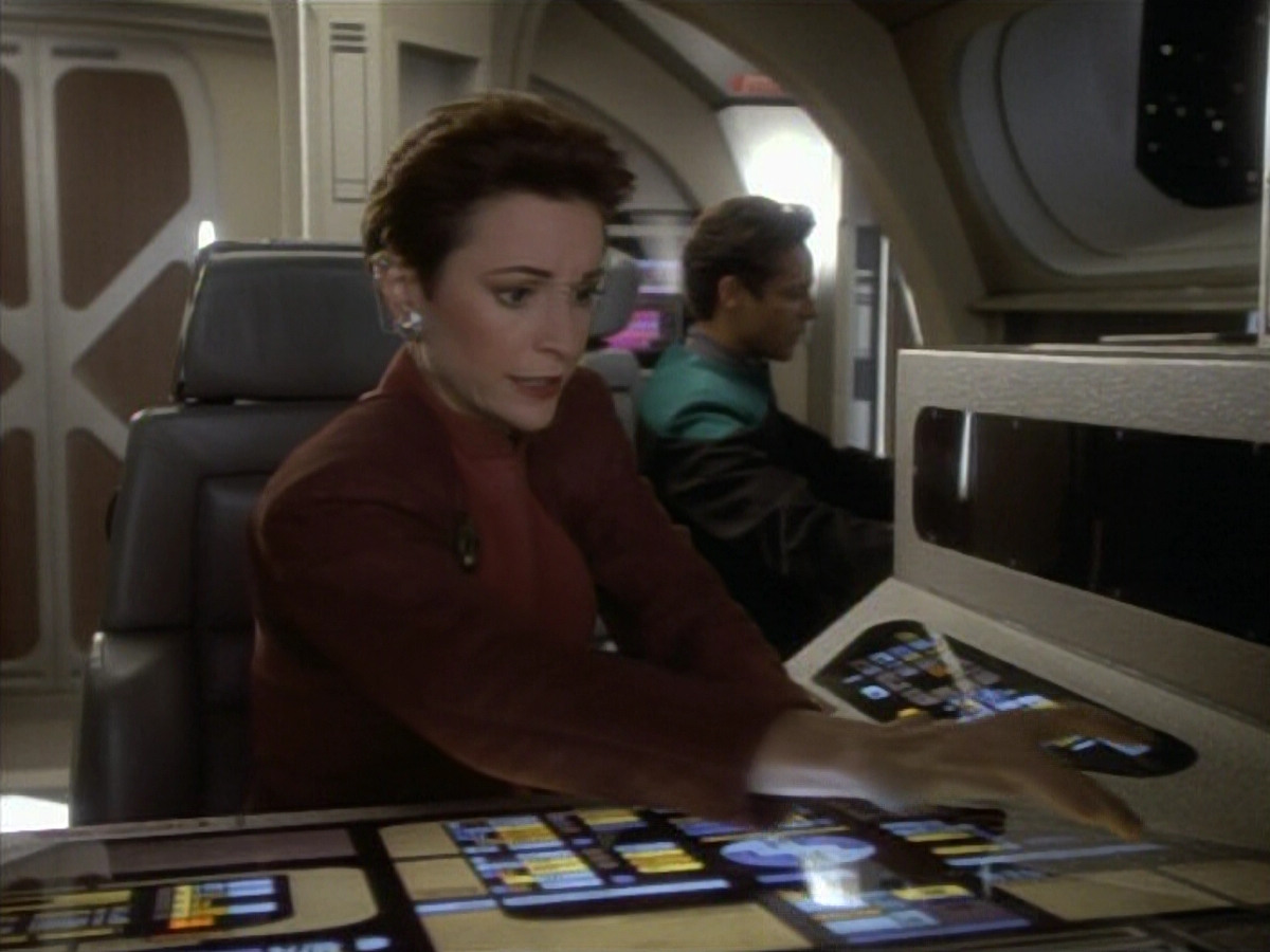 extant_StarTrekDS9_1x09-ThePassenger_00114.jpg