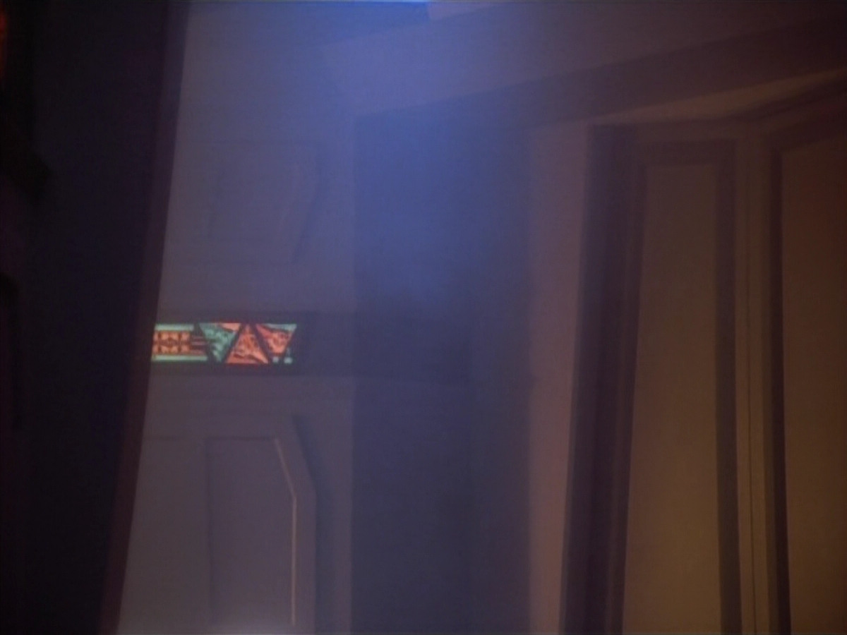 extant_StarTrekDS9_1x09-ThePassenger_00129.jpg