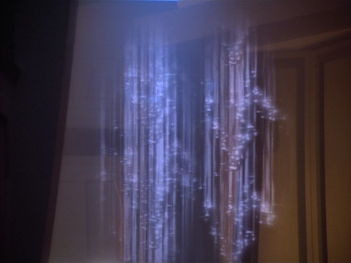 extant_StarTrekDS9_1x09-ThePassenger_00130.jpg