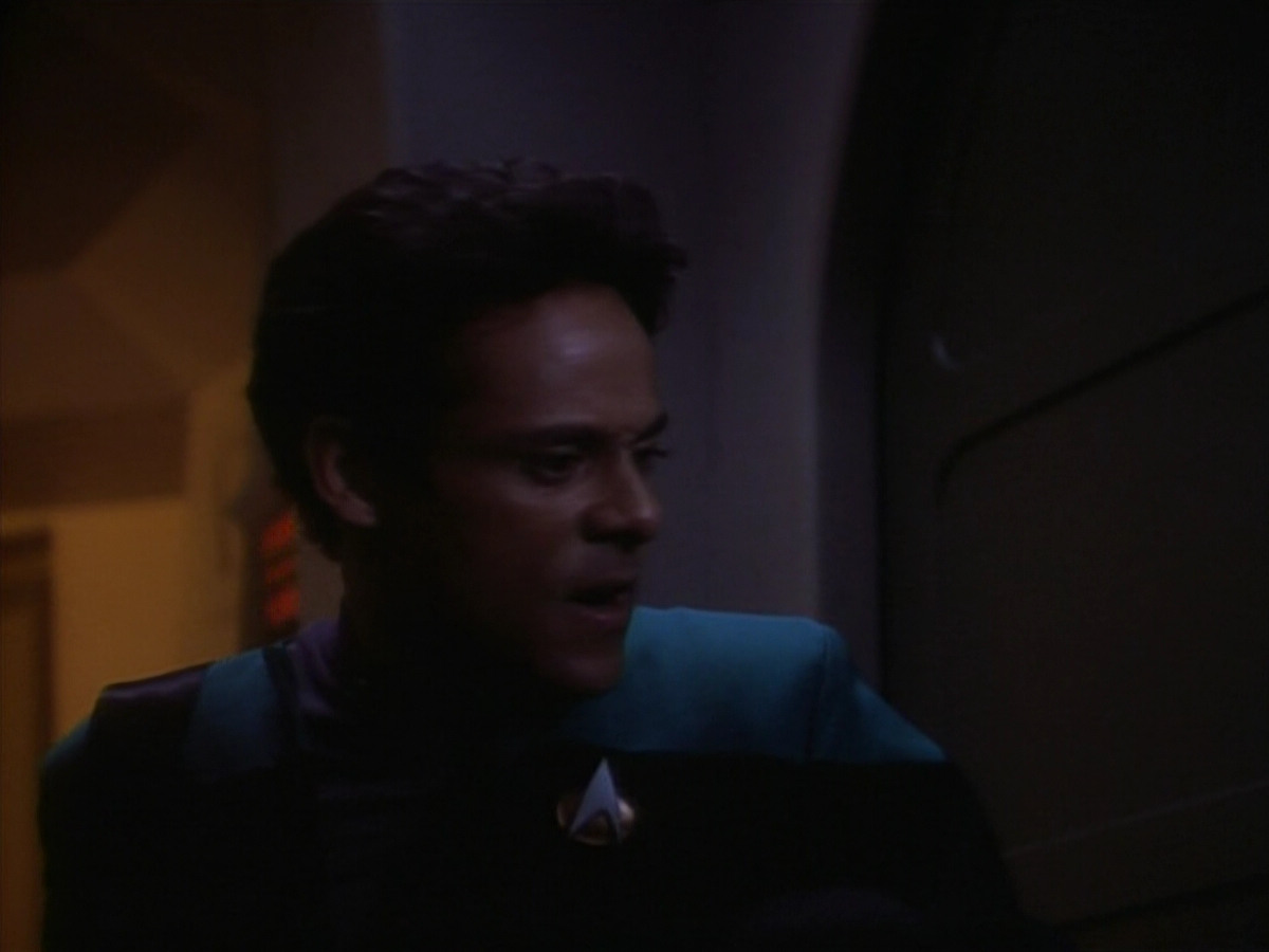 extant_StarTrekDS9_1x09-ThePassenger_00192.jpg