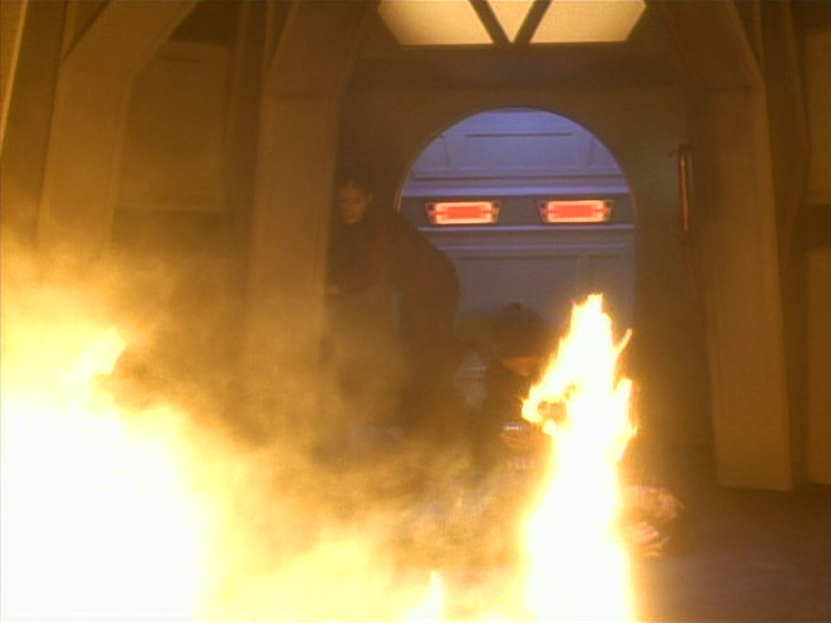 extant_StarTrekDS9_1x09-ThePassenger_00229.jpg