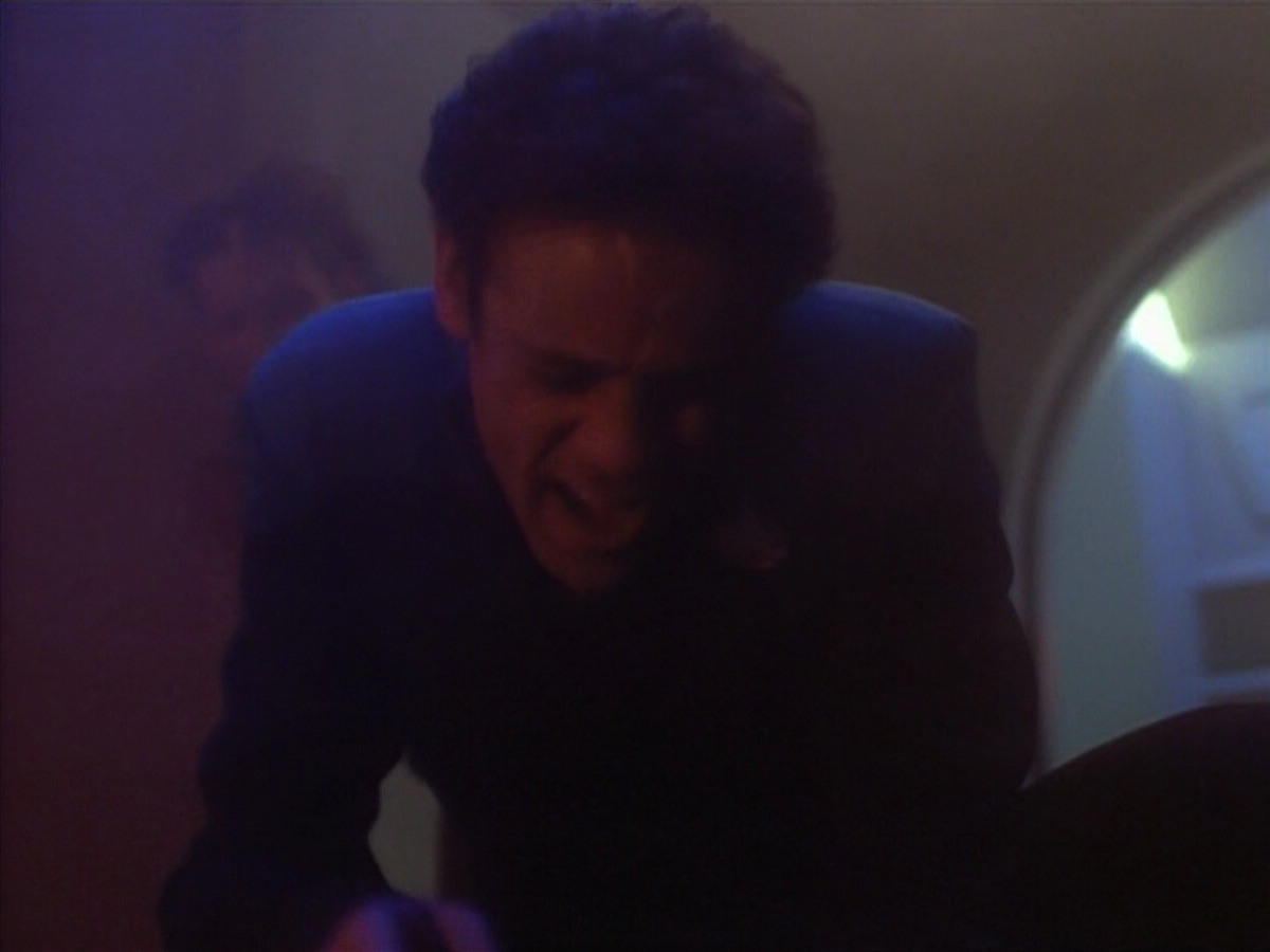 extant_StarTrekDS9_1x09-ThePassenger_00236.jpg