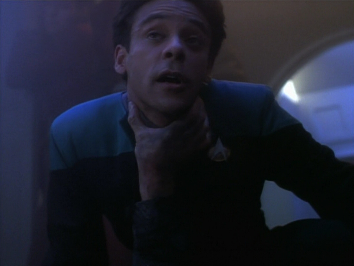 extant_StarTrekDS9_1x09-ThePassenger_00267.jpg