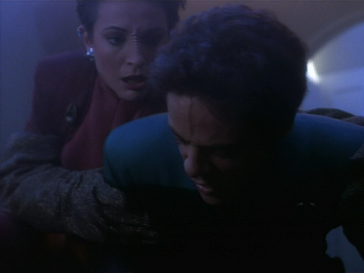 extant_StarTrekDS9_1x09-ThePassenger_00297.jpg