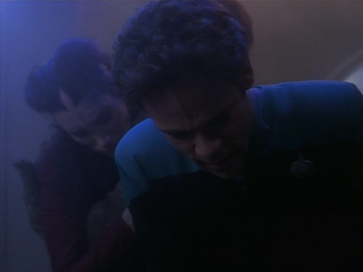 extant_StarTrekDS9_1x09-ThePassenger_00300.jpg