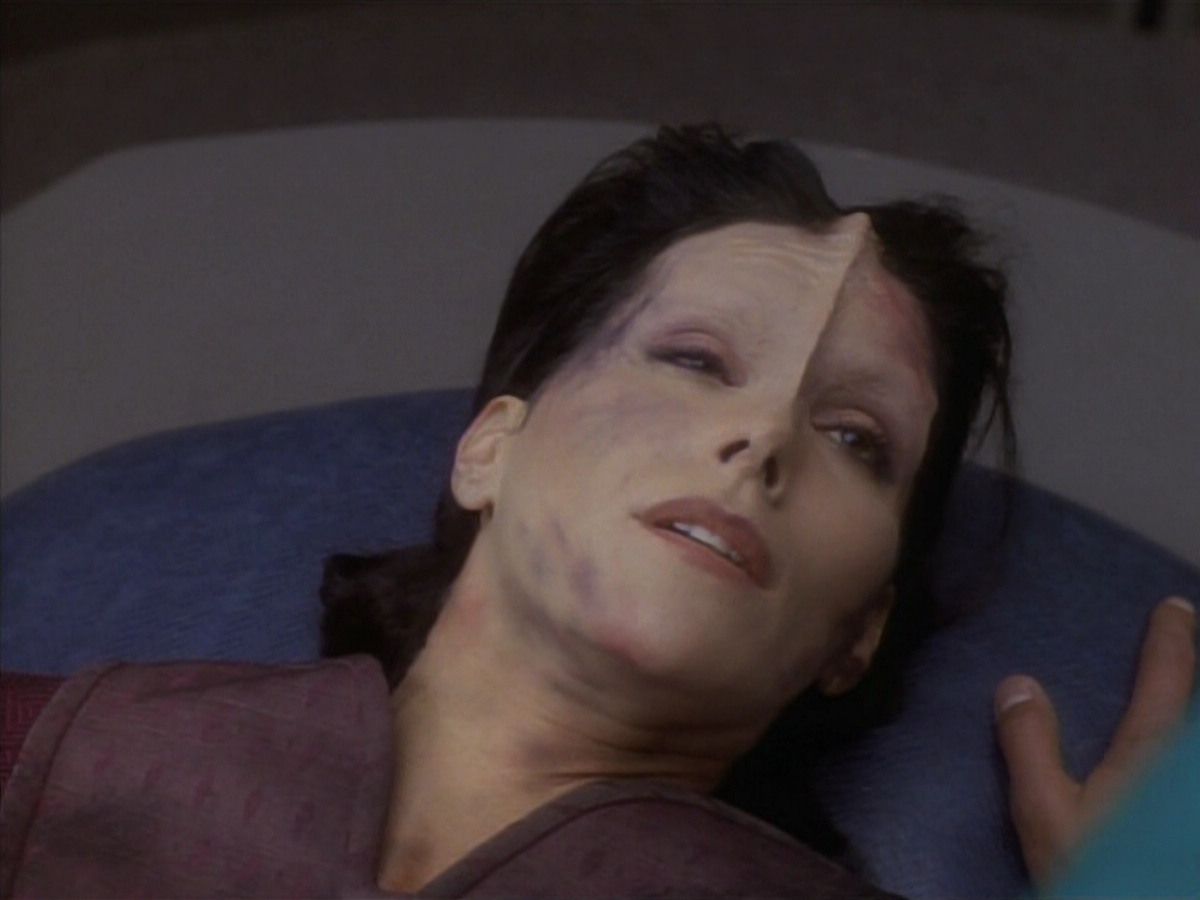 extant_StarTrekDS9_1x09-ThePassenger_00503.jpg