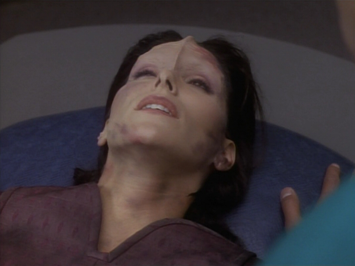 extant_StarTrekDS9_1x09-ThePassenger_00517.jpg