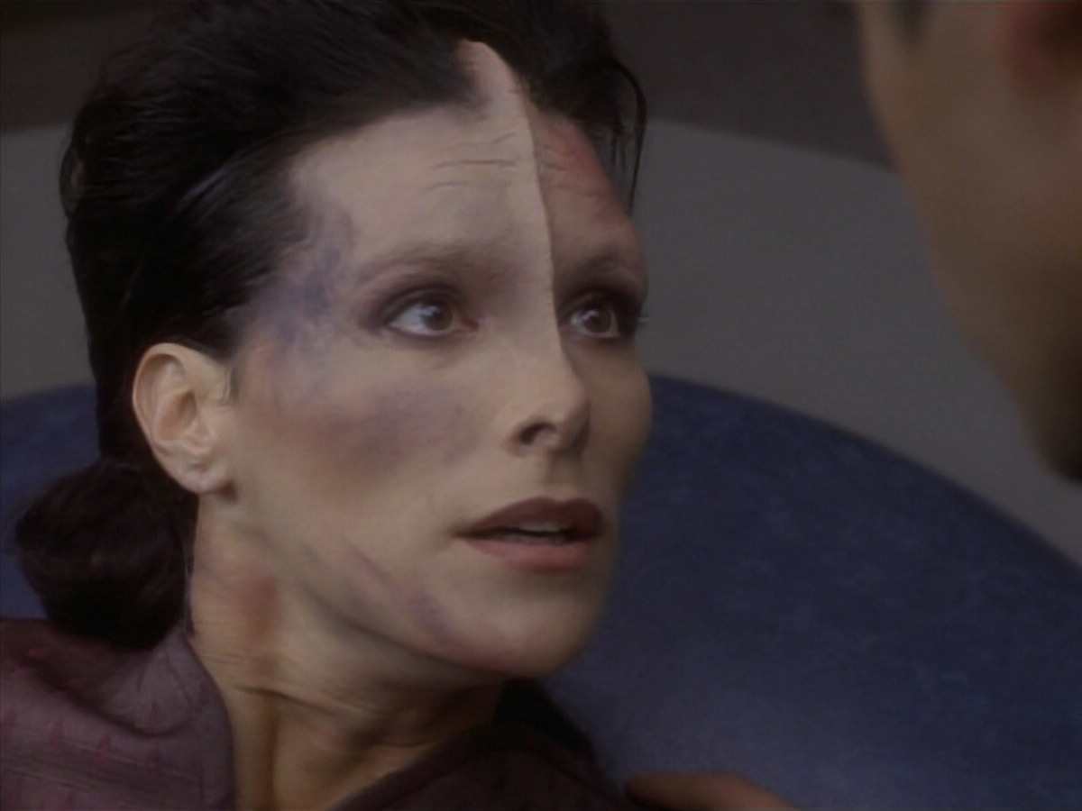 extant_StarTrekDS9_1x09-ThePassenger_00542.jpg