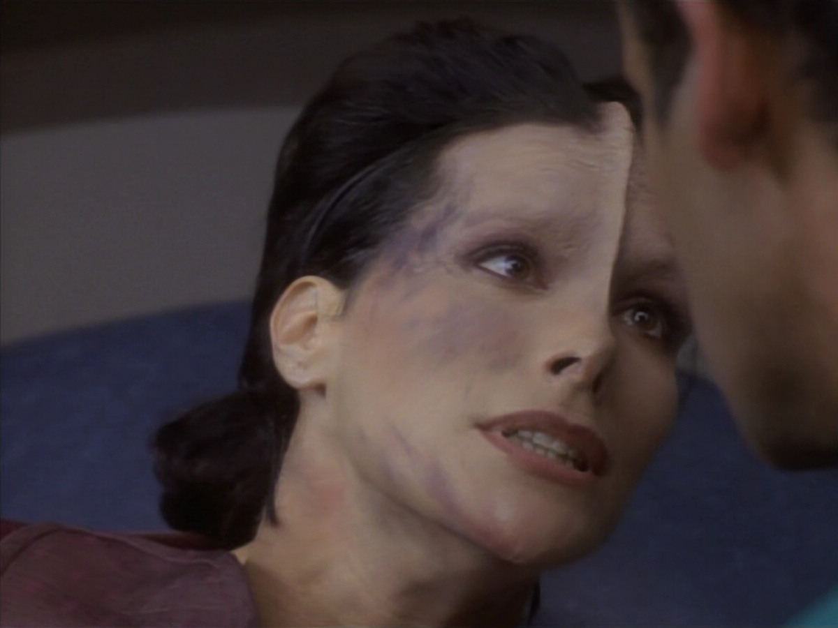 extant_StarTrekDS9_1x09-ThePassenger_00547.jpg