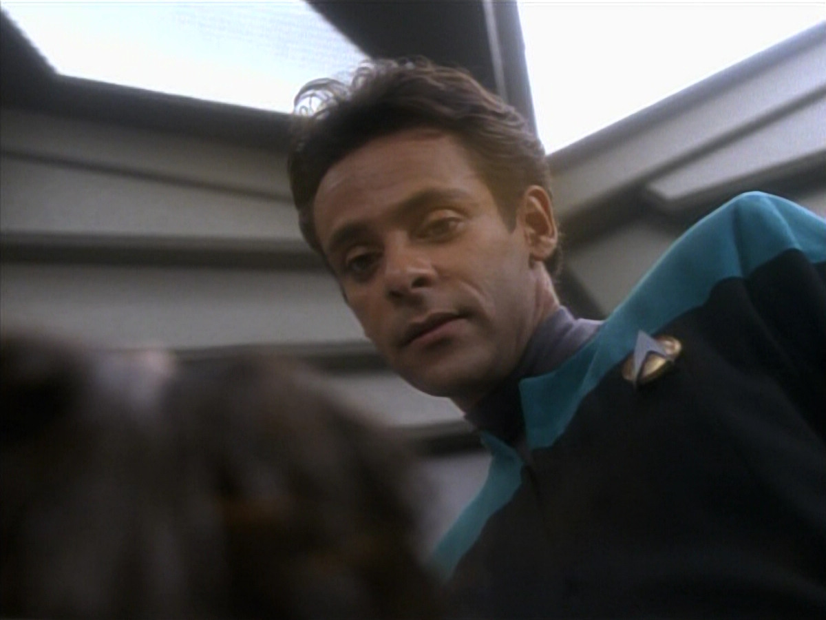 extant_StarTrekDS9_1x09-ThePassenger_00570.jpg