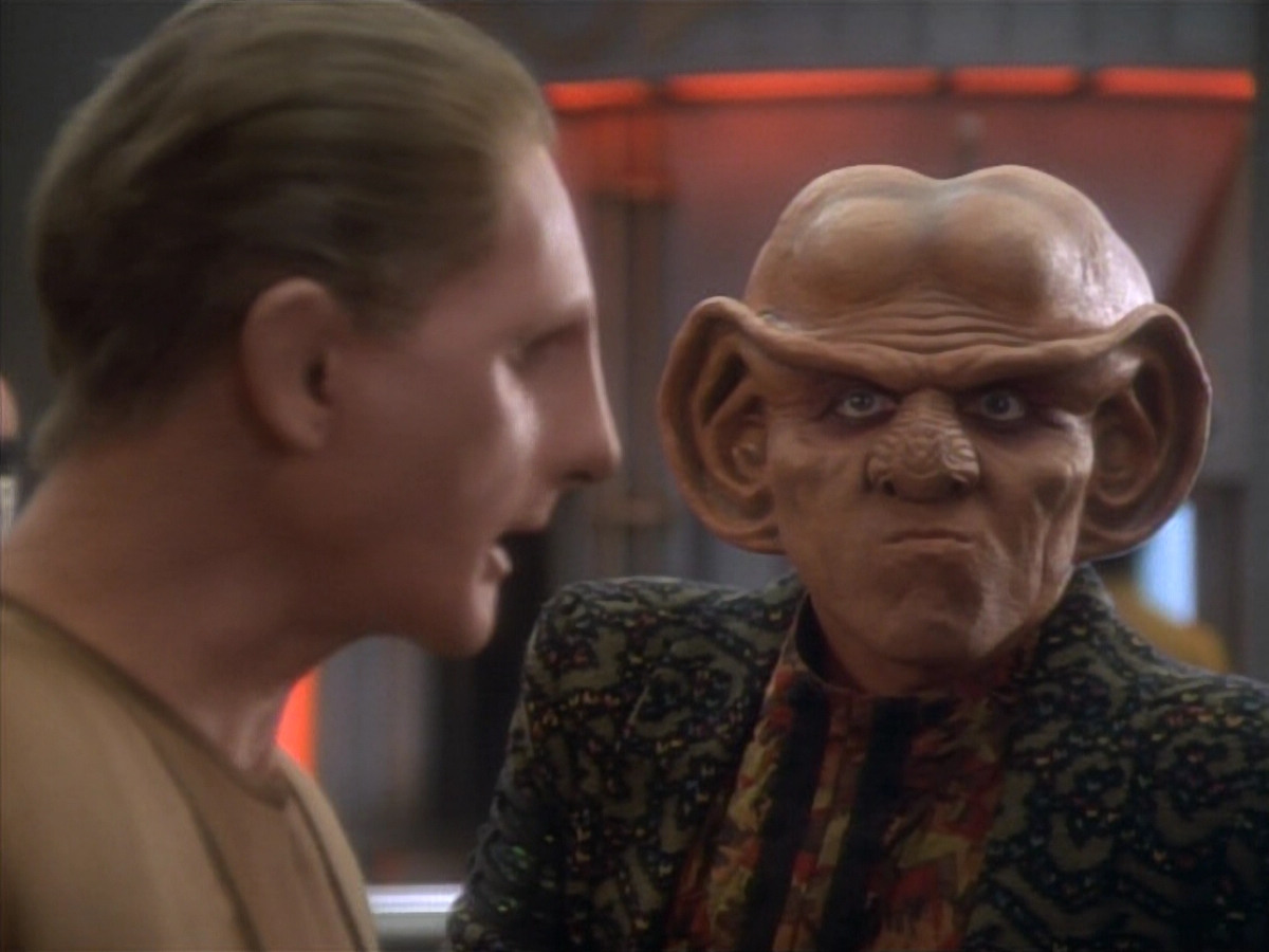 extant_StarTrekDS9_1x09-ThePassenger_00734.jpg