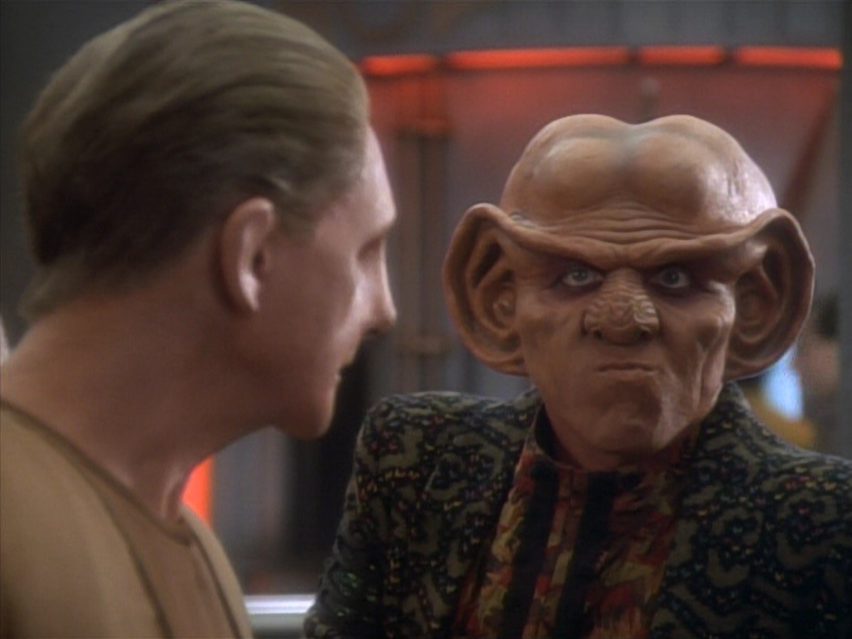 extant_StarTrekDS9_1x09-ThePassenger_00735.jpg