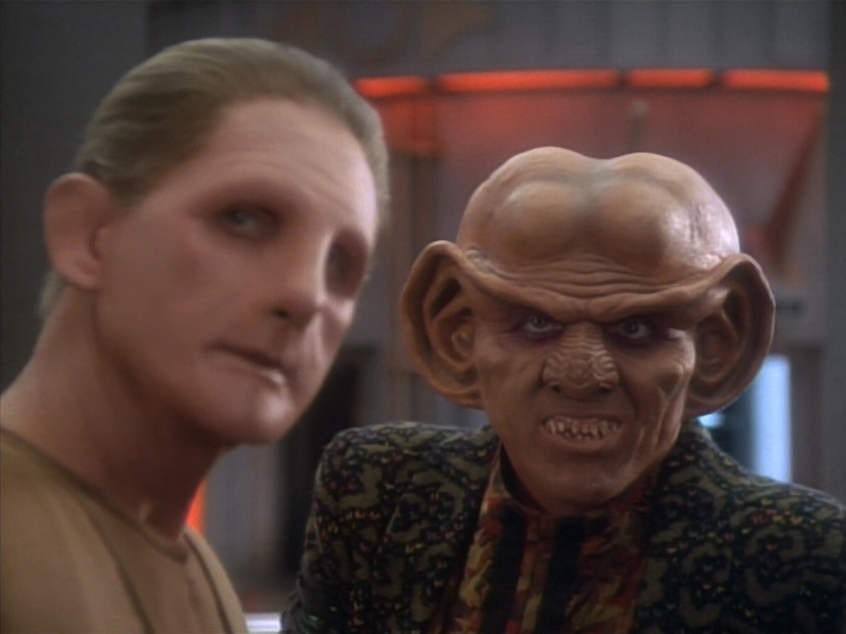 extant_StarTrekDS9_1x09-ThePassenger_00754.jpg
