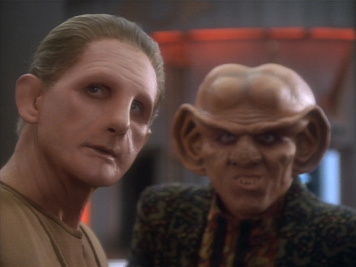 extant_StarTrekDS9_1x09-ThePassenger_00756.jpg