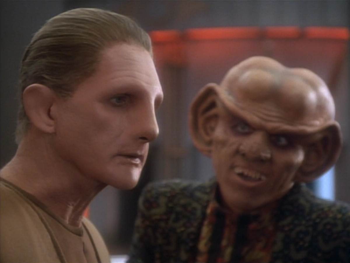 extant_StarTrekDS9_1x09-ThePassenger_00762.jpg