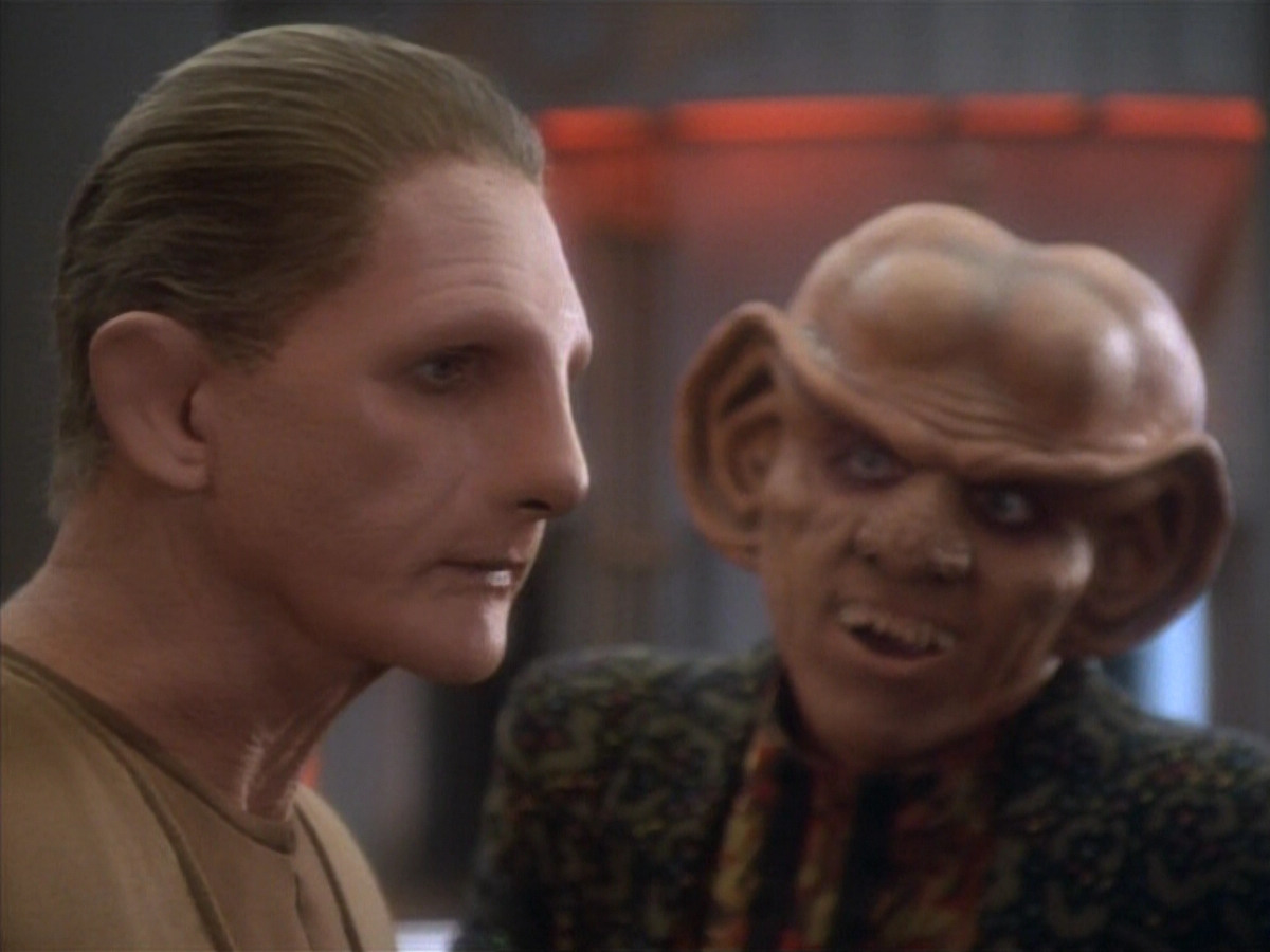 extant_StarTrekDS9_1x09-ThePassenger_00763.jpg