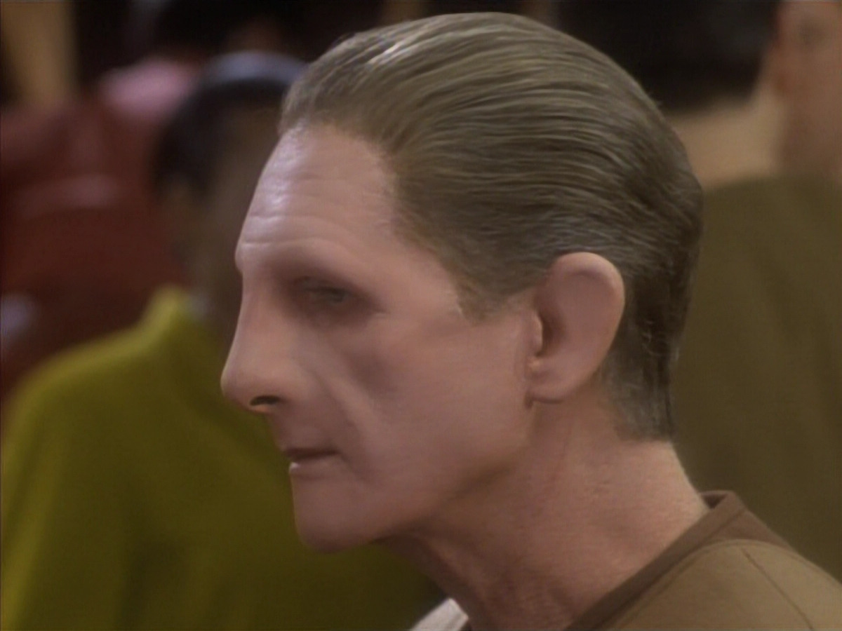 extant_StarTrekDS9_1x09-ThePassenger_00768.jpg