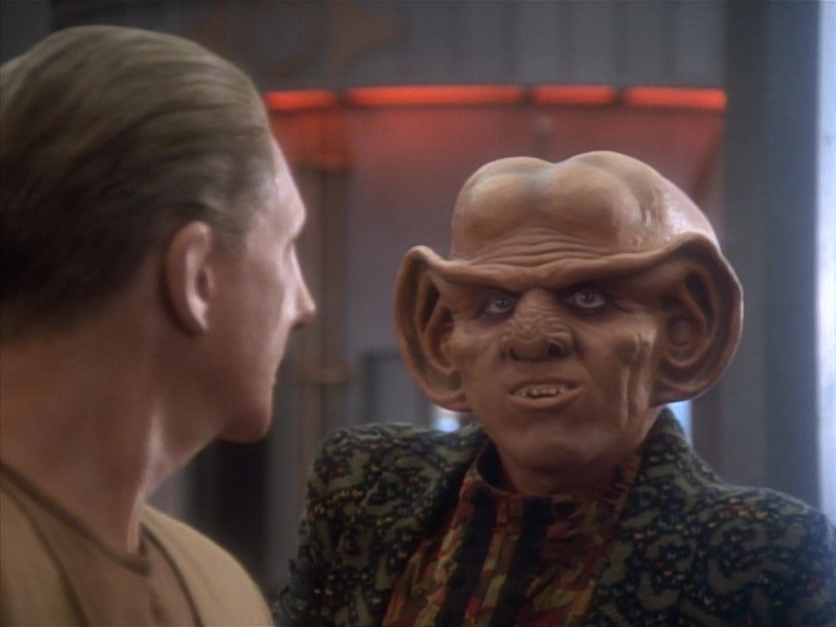 extant_StarTrekDS9_1x09-ThePassenger_00794.jpg