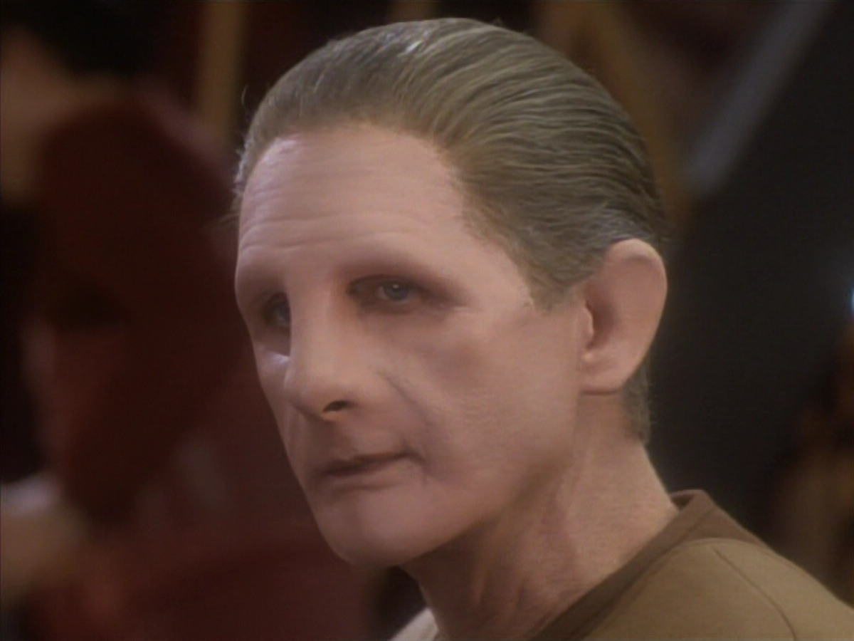 extant_StarTrekDS9_1x09-ThePassenger_00811.jpg