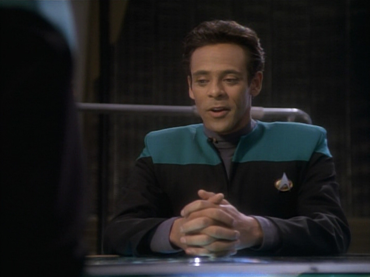 extant_StarTrekDS9_1x09-ThePassenger_00983.jpg
