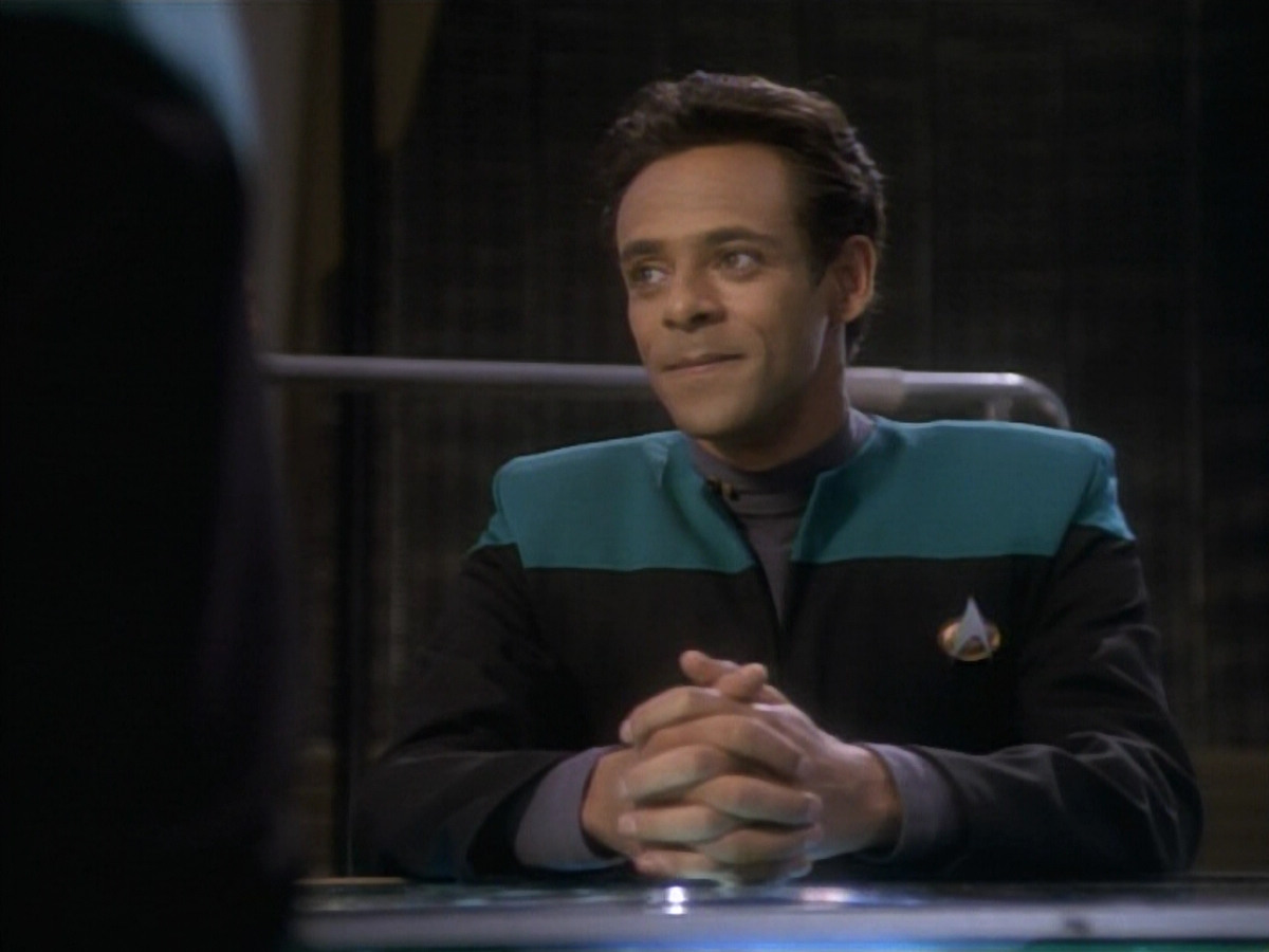 extant_StarTrekDS9_1x09-ThePassenger_00988.jpg