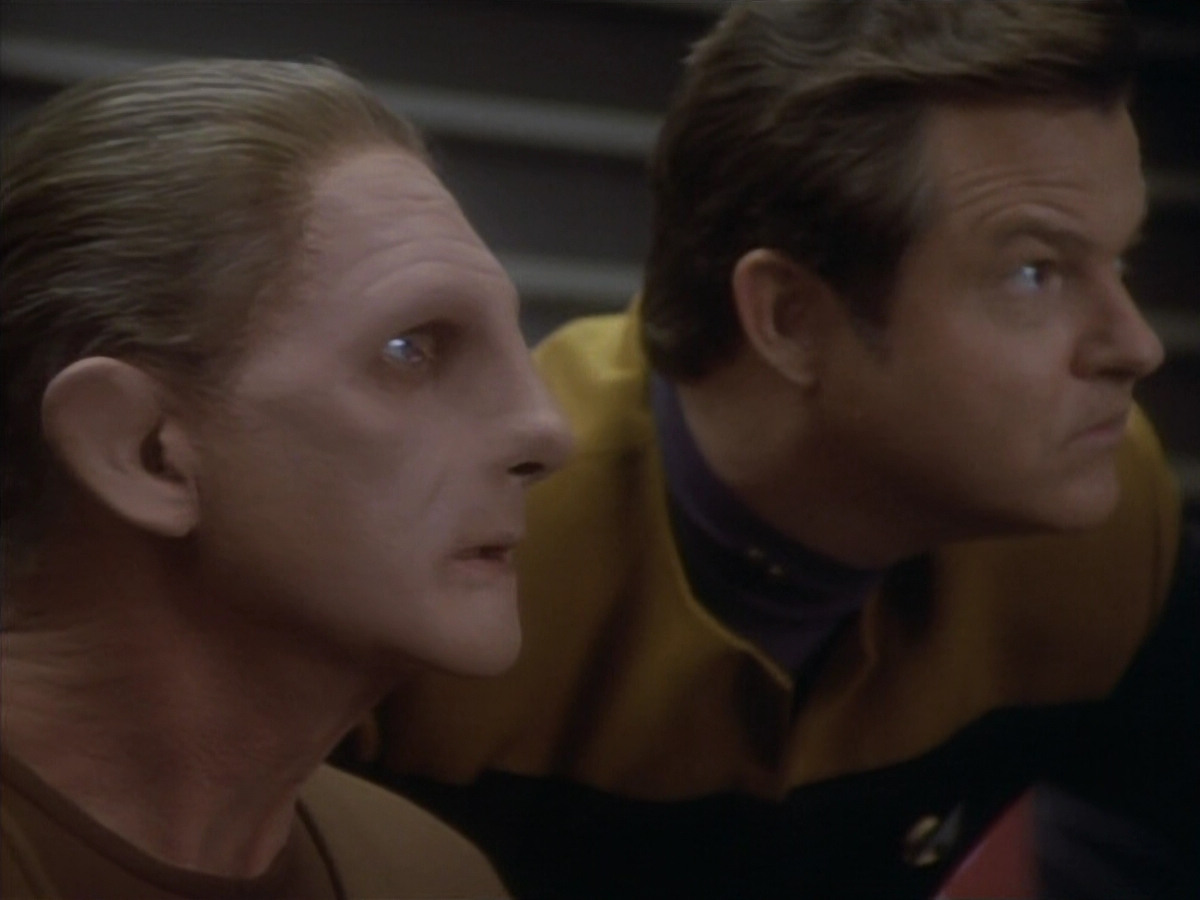 extant_StarTrekDS9_1x09-ThePassenger_01269.jpg