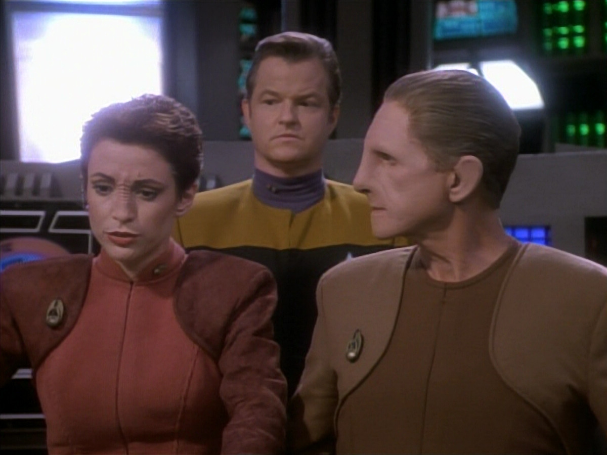 extant_StarTrekDS9_1x09-ThePassenger_01372.jpg