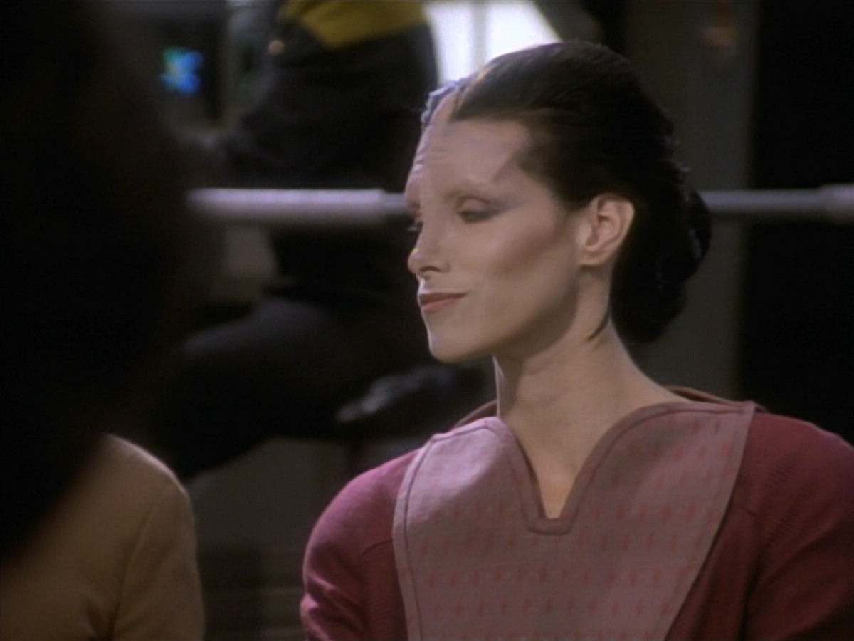extant_StarTrekDS9_1x09-ThePassenger_01386.jpg