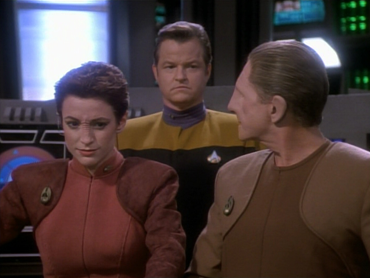 extant_StarTrekDS9_1x09-ThePassenger_01402.jpg