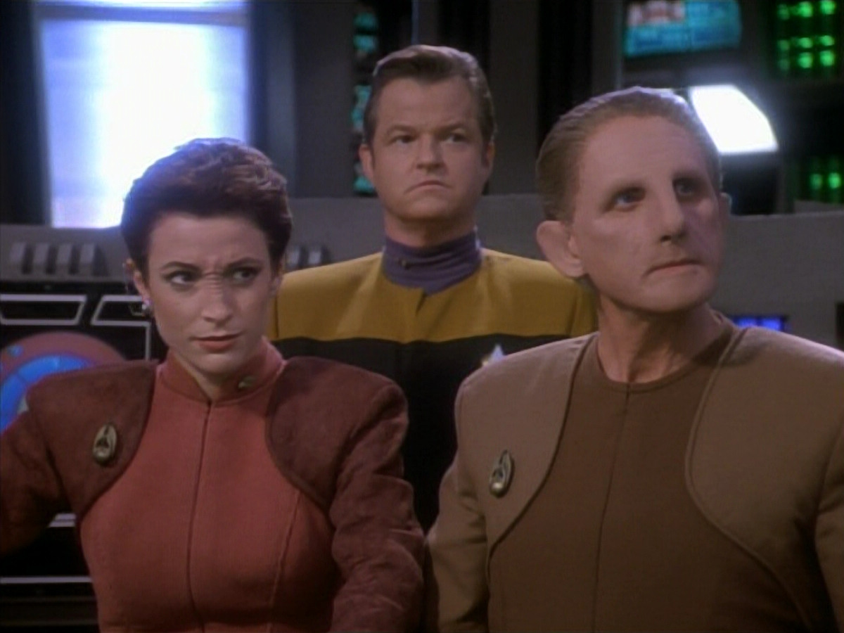 extant_StarTrekDS9_1x09-ThePassenger_01405.jpg