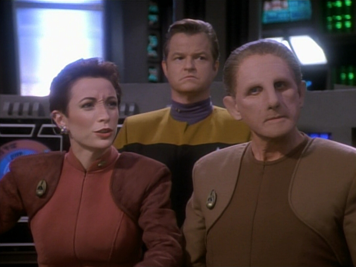 extant_StarTrekDS9_1x09-ThePassenger_01411.jpg